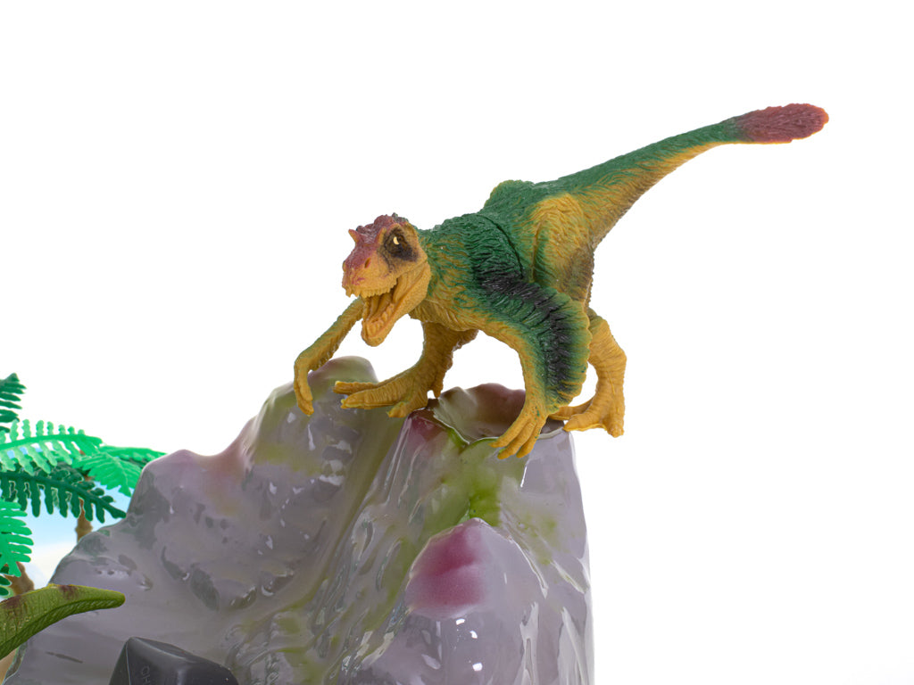 Dzīvnieku figūriņas dinozauri 7gab + paklājiņš un piederumu komplekts