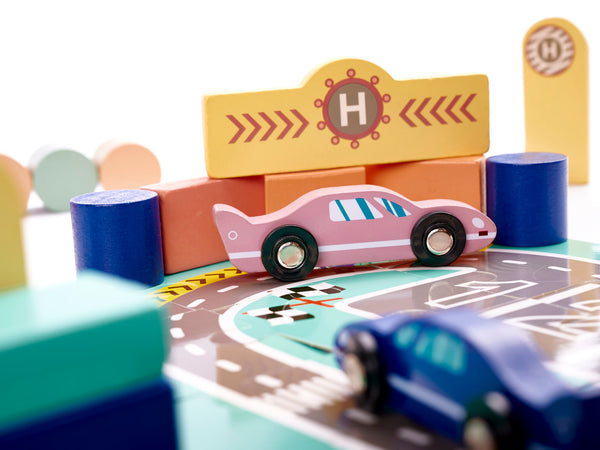 Izglītojoša koka klucīšu sacīkšu trase 160el.