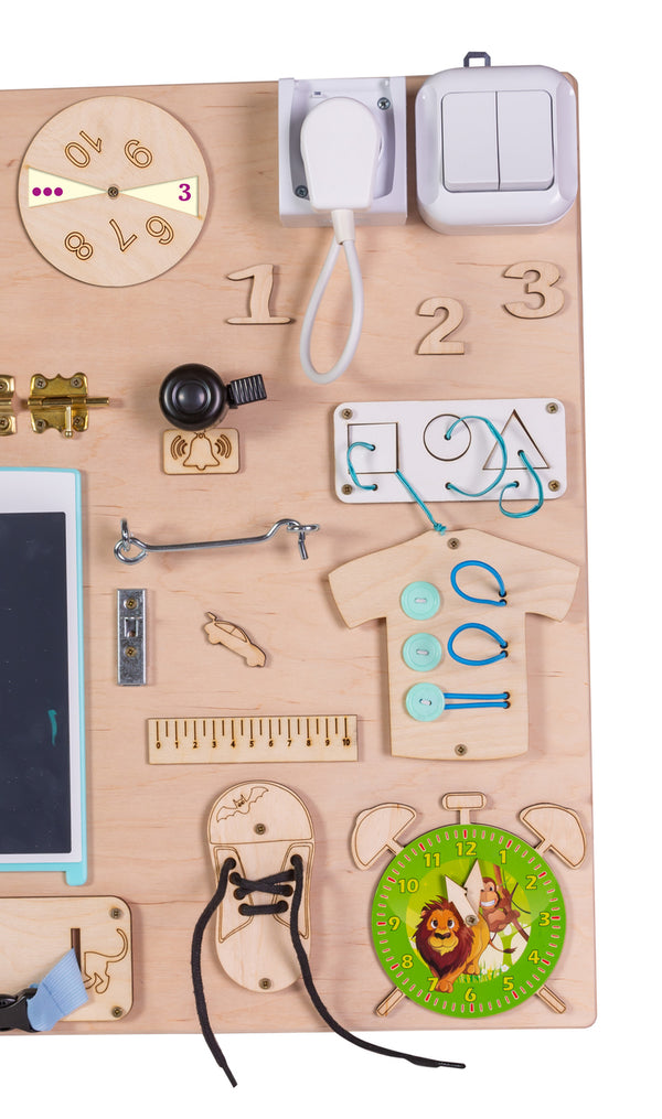 Koka sensorās manipulācijas tāfele 75x50cm