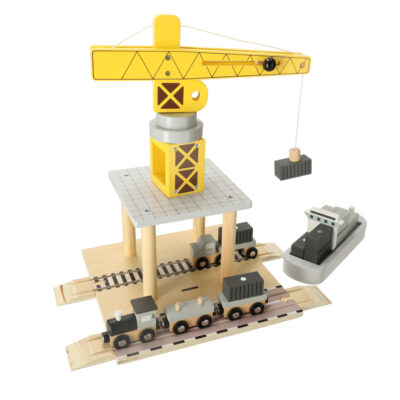 Wooden crane crane seaport + car ship