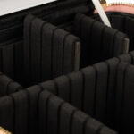 Kosmetyczka-organizer-na-kosmetyki-bizuterie-kuferek-z-lusterkiem-10-krotne-powiekszenie-rozowy-149880