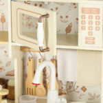 Kuchnia-dla-dzieci-drewniana-kran-z-woda-dzwieki-swiatla-90cm-173096