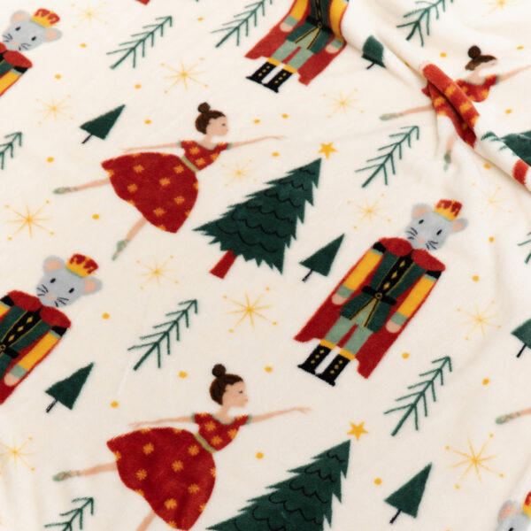 5904183827704_3 5904183827704_3