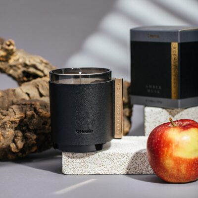Scented candle | SLEEK LEATHER | Amber Musk | 225 g | 708541