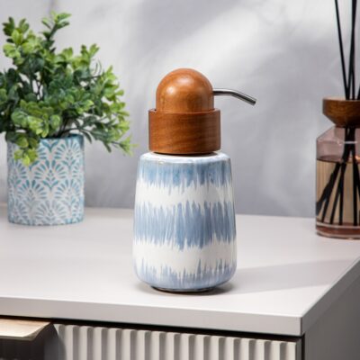 Dispenser | NODO | light blue with wooden pump | 8.5x18 cm | 733222