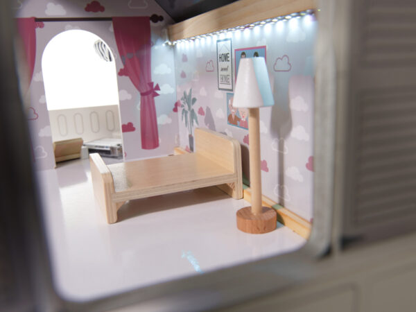 KX6201 Domek dla lalek MDF drewniany z akcesoriami LED 80cm czar KX6201 Domek dla lalek MDF drewniany z akcesoriami LED 80cm czar