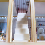 KX6201 Domek dla lalek MDF drewniany z akcesoriami LED 80cm czar