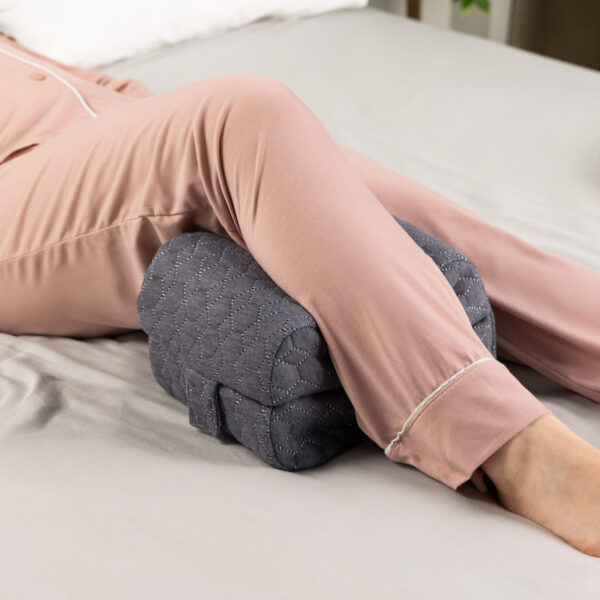 23352_05_Knee_Pillow_MemoSilver_VitaSpine_WEB 23352_05_Knee_Pillow_MemoSilver_VitaSpine_WEB