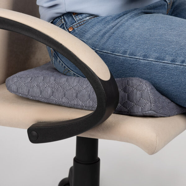 23354_05_Seat_Cushion_MemoSilver_VitaSpine_WEB 23354_05_Seat_Cushion_MemoSilver_VitaSpine_WEB