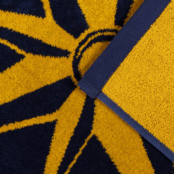 23978_05_Beach_Towel_Golden_Compass_80x160_WEB 23978_05_Beach_Towel_Golden_Compass_80x160_WEB