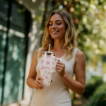 24072_PS03_Thermo_Tumbler_Megacup_Roses_580ml_Cream_WEB_EN