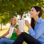 24078_PS09_Thermo_Tumbler_Megacup_Roses_870ml_Cream_WEB_EN