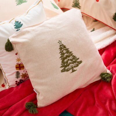 Pillowcase | AVIOR | with Christmas tree | 45x45 cm | 709203
