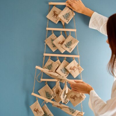 Calendar | CALLAS | in the shape of a Christmas tree with pockets in print | 713576