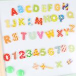 Tablica-drewniana-LULILO-Kredo-akcesoria-kredy-markery-magnesy-kosze-110cm-177597