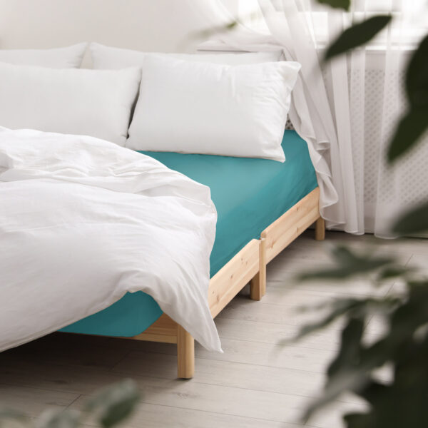 przescieradlo-satyna-bawelniana-z-gumka-ciemny-tur przescieradlo-satyna-bawelniana-z-gumka-ciemny-tur