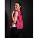 recznik-sport-z-kieszonka-30x110-fuksja