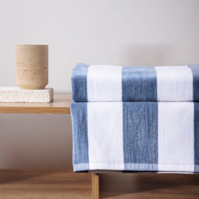 Towel | LAWENA | in white and blue stripes | 70x130 cm | 733352