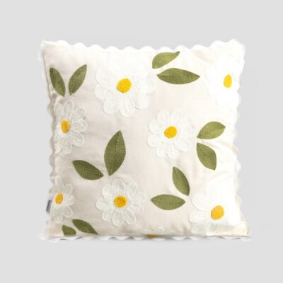 Pillowcase | FIOR | embroidered flowers with ruffled trim | 45x45cm | 739781
