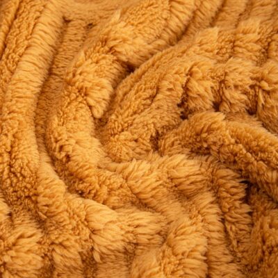 | DARIN | Мягкое горчичное одеяло со структурированным рисунком | 150x200 см | 769139