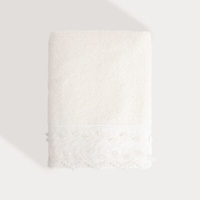 Towel | RAVELLO | With decorative embroidery | 70x130 cm | 770777