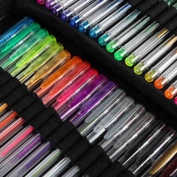 Dlugopisy-zelowe-kolorowe-w-etui-100-sztuk-100-wkladow-179611 Dlugopisy-zelowe-kolorowe-w-etui-100-sztuk-100-wkladow-179611