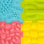 Mata-sensoryczna-puzzle-montessori-do-masazu-stop-8-elementow-pastelowe-172128