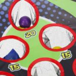 Rzut-do-celu-woreczkami-rzutki-gra-zrecznosciowa-177233