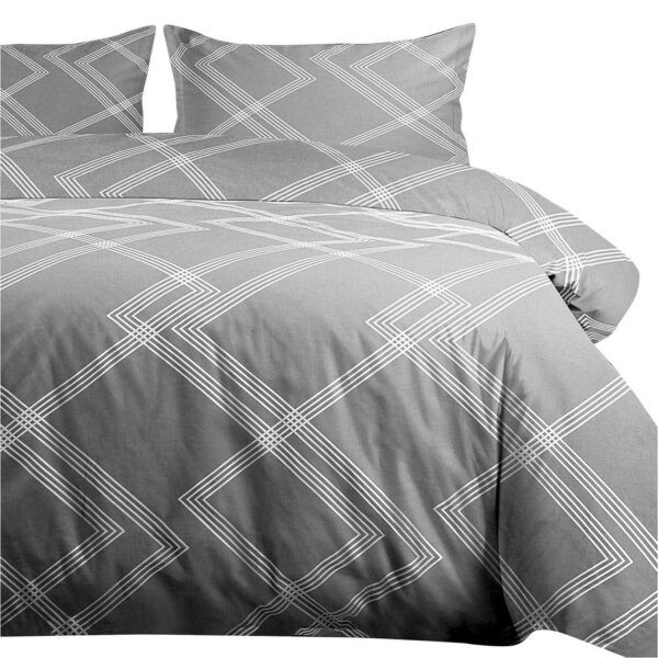 Realistic bed set mockup displaying a stylish bedding collection Realistic bed set mockup displaying a stylish bedding collection