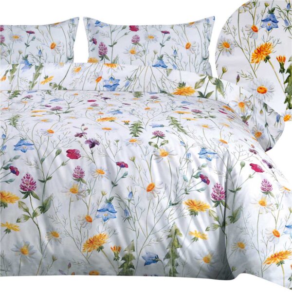 Realistic bed set mockup displaying a stylish bedding collection Realistic bed set mockup displaying a stylish bedding collection