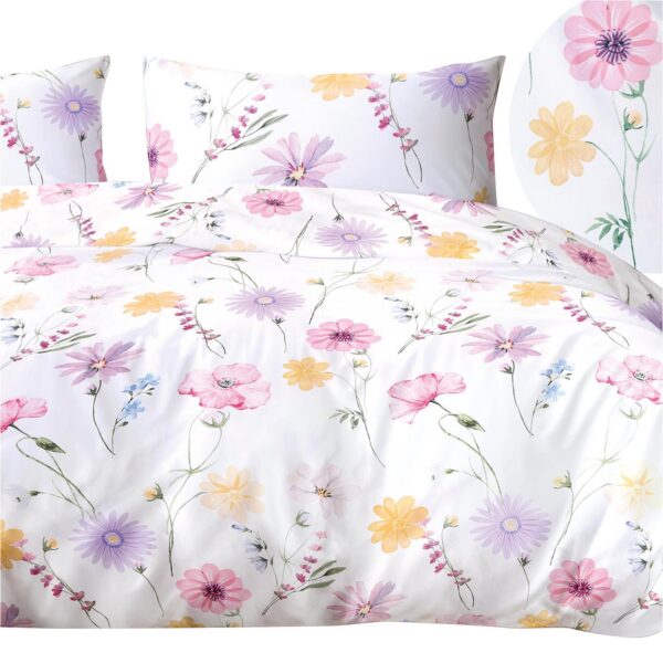 front view of a mockup white bed with a white blanket in a luxur front view of a mockup white bed with a white blanket in a luxur