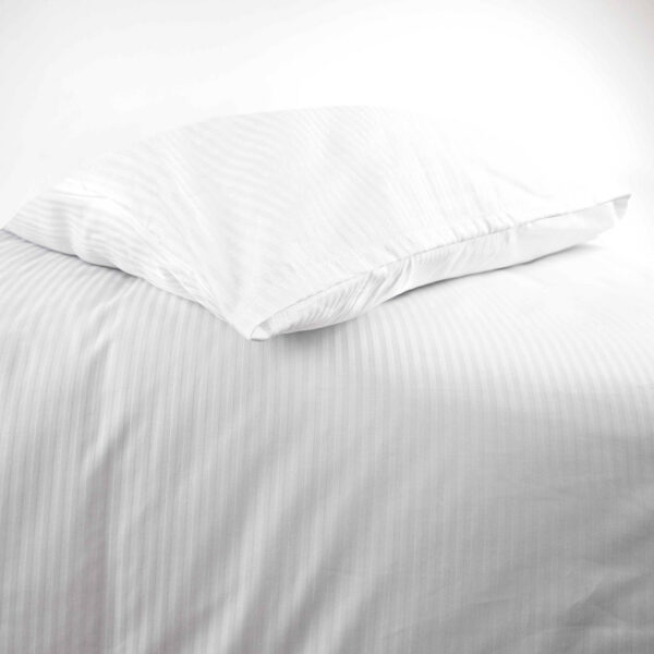 poszwa-hotelowa-na-zakladke-pasy-4mm-biala-160x200 poszwa-hotelowa-na-zakladke-pasy-4mm-biala-160x200