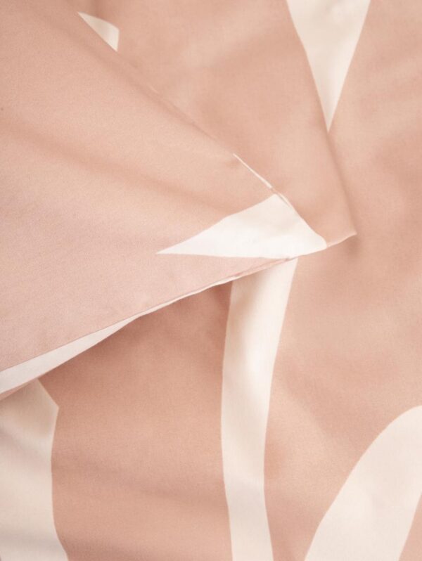 ___purein___7FD68402-7030-B159-3B80-CA6888E2911F ___purein___7FD68402-7030-B159-3B80-CA6888E2911F