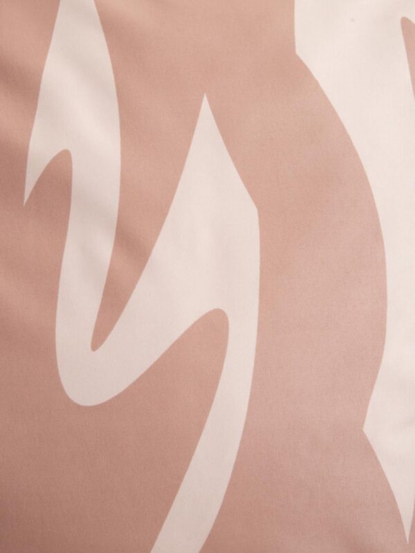 ___purein___B4E1B7E6-112B-B4B3-A92F-628FD0FBBF47 ___purein___B4E1B7E6-112B-B4B3-A92F-628FD0FBBF47