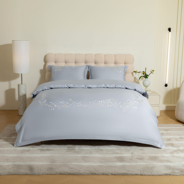 23967_23968_23969_01_ENTRY_Bedding_Iris_WEB