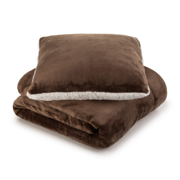 24409_Set_BlanketPillow_Hug_Brown_WEB 24409_Set_BlanketPillow_Hug_Brown_WEB