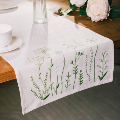Настольная скатерть | FLEN | с вышитым цветочным рисунком | 40x160 см | 734106