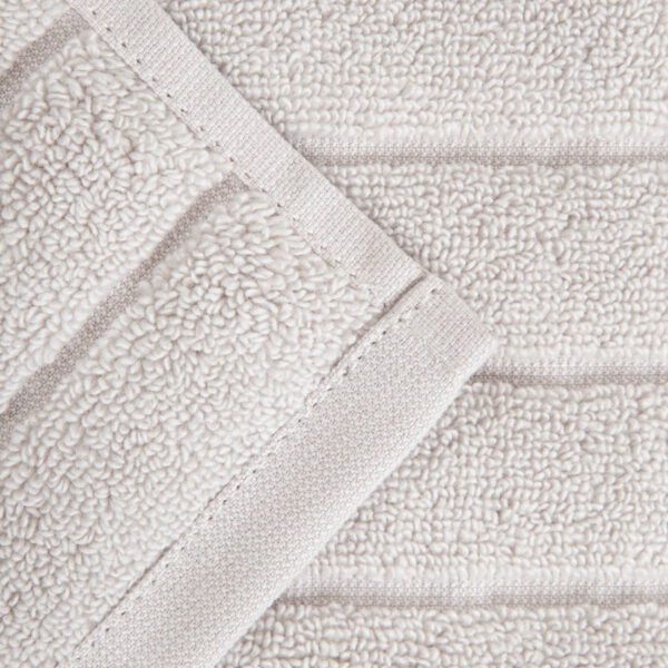 5906496767623_4 5906496767623_4