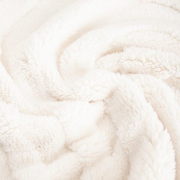 5906496769993_4 5906496769993_4