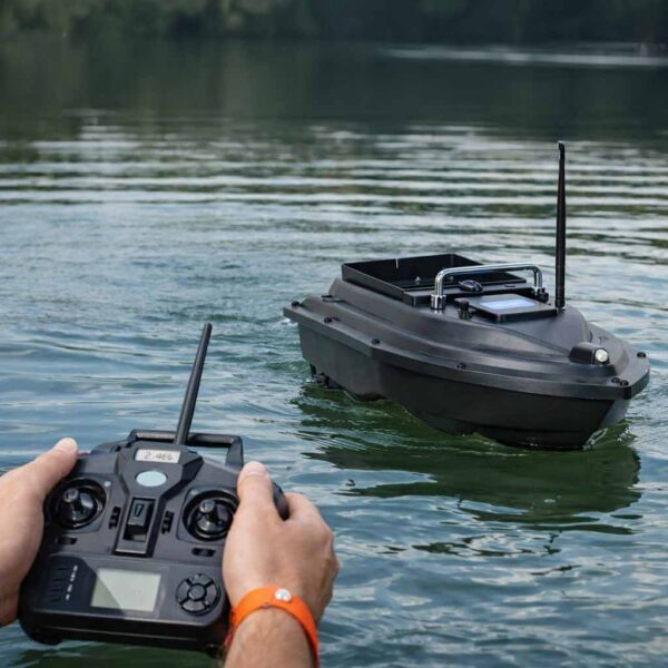 Lodka-zanetowa-zdalnie-sterowana-lodz-D16B-GPS-2-kg-12-000-mAh-500m-183705 Lodka-zanetowa-zdalnie-sterowana-lodz-D16B-GPS-2-kg-12-000-mAh-500m-183705