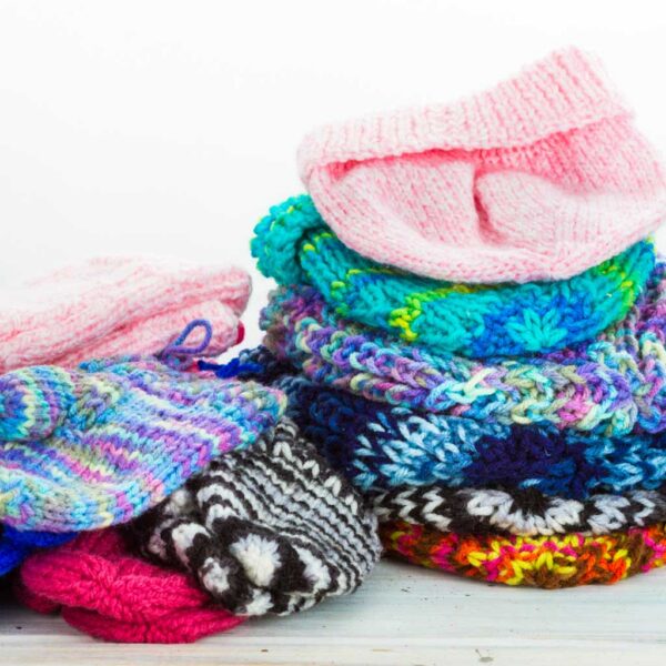 Maszyna-do-szycia-krosno-dziewiarska-22-iglowa-2-klebki-wloczki-163927 Maszyna-do-szycia-krosno-dziewiarska-22-iglowa-2-klebki-wloczki-163927