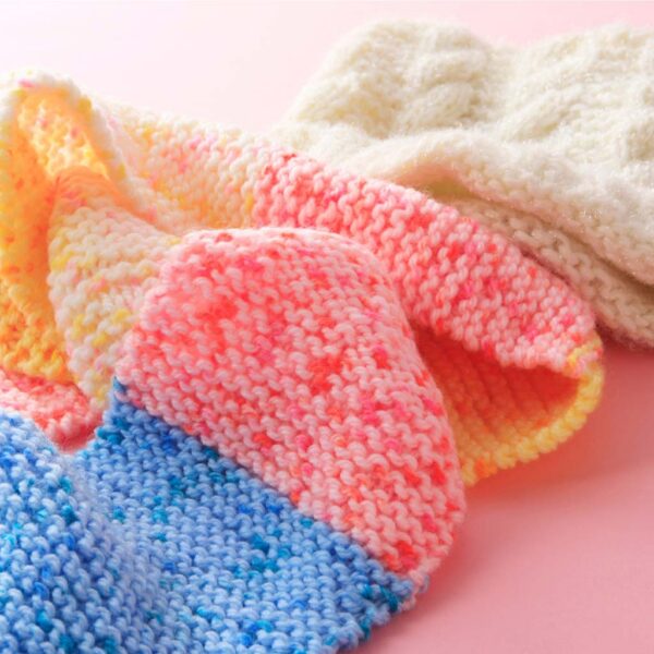 Maszyna-do-szycia-krosno-dziewiarskie-48-iglowa-okragla-4-klebki-wloczki-163925 Maszyna-do-szycia-krosno-dziewiarskie-48-iglowa-okragla-4-klebki-wloczki-163925