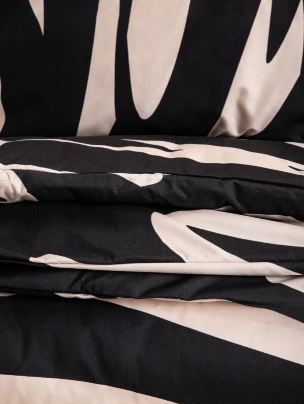 ___purein___3E686061-3E87-3962-776B-241BA29F6090 ___purein___3E686061-3E87-3962-776B-241BA29F6090