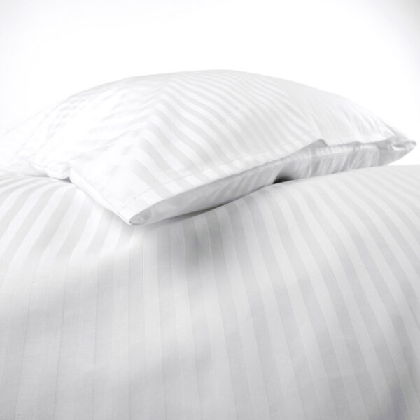 poszwa-hotelowa-na-zakladke-pasy-1cm-biala-160x200 poszwa-hotelowa-na-zakladke-pasy-1cm-biala-160x200